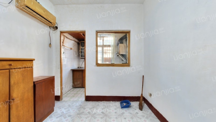 前哨佳苑 二手房实景图