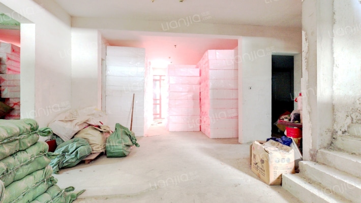 荷塘月色二手房实景图