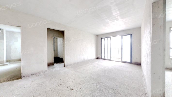 天翔湖沁庭二手房实景图