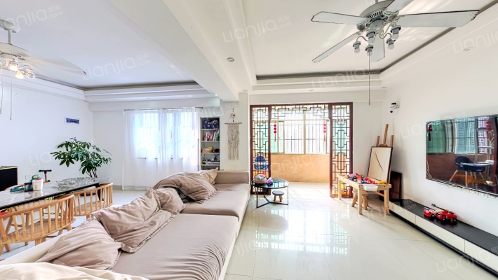 燕兴城二手房实景图