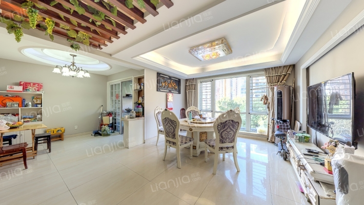 红苹果家园二手房实景图