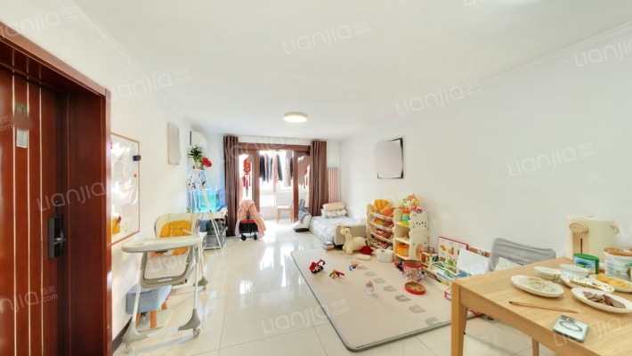 龙跃苑四区二手房实景图