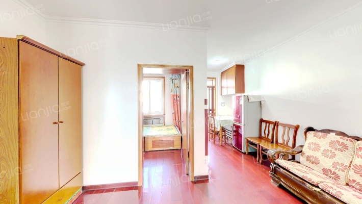 登峰街小区二手房实景图