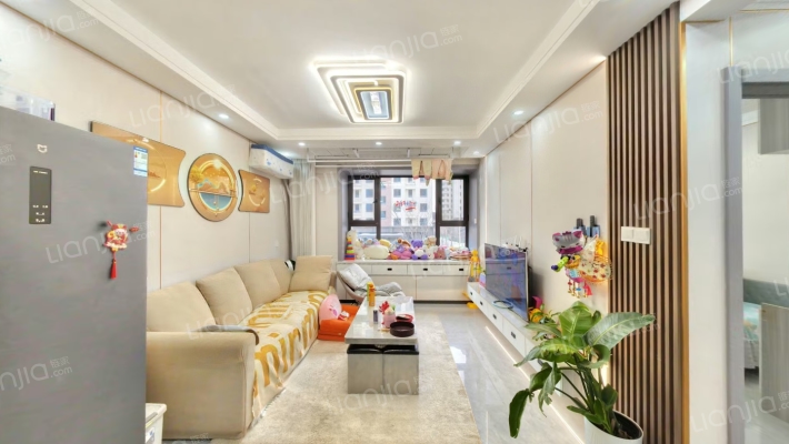 云悦华邸二手房实景图