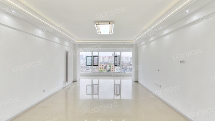 世嘉铭园中行小区二手房实景图