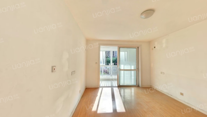 三里墩花苑三期二手房实景图