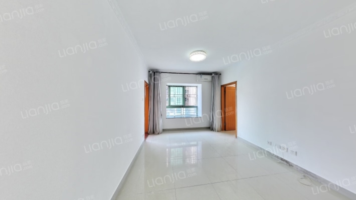 嘉意台二手房实景图