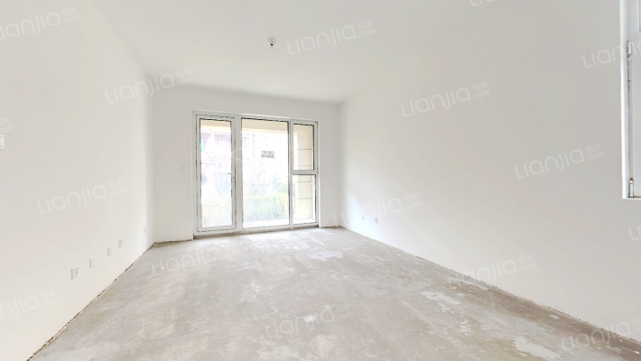 天一镜台山三期曼莎二手房实景图