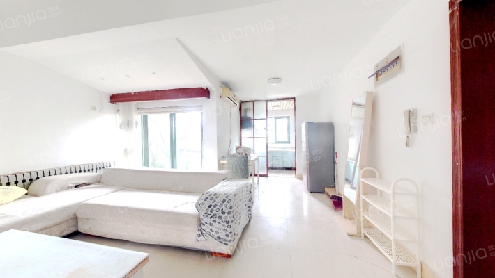 新馨家园二手房实景图