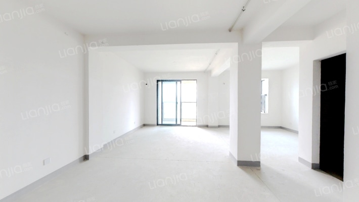 泰运雅苑二手房实景图