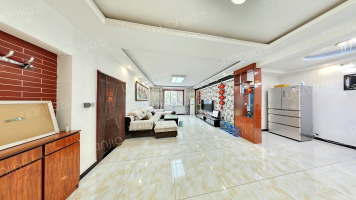 水务小区二手房实景图