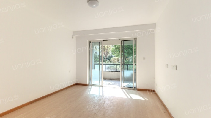 中南君悦府二手房实景图