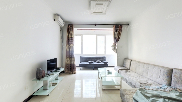 金竹花园大两居  位置好 品质社区  金利物业 看房方便-客厅