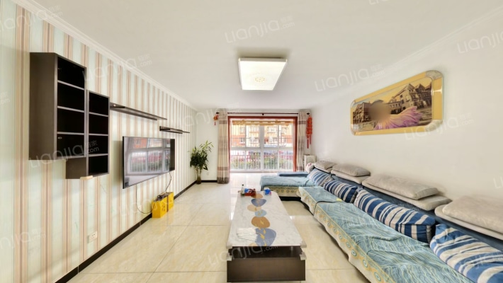 港馨家园东区二手房实景图