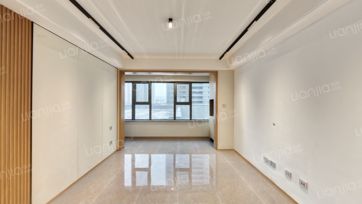 绿城春风心语二手房实景图