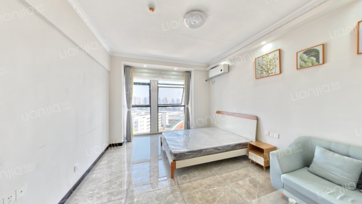 五峰国际二手房实景图