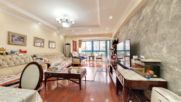 荣盛阳光名邸二手房实景图