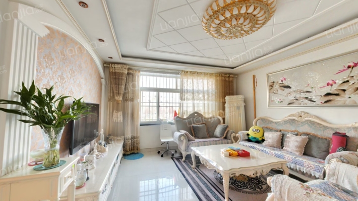 宝龙小区二手房实景图