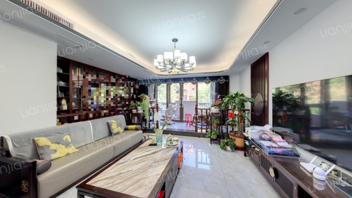 自然界城墅二手房实景图