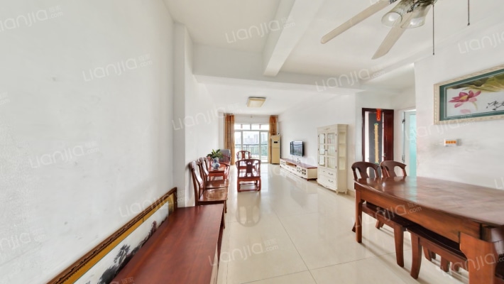 澳华花园二手房实景图