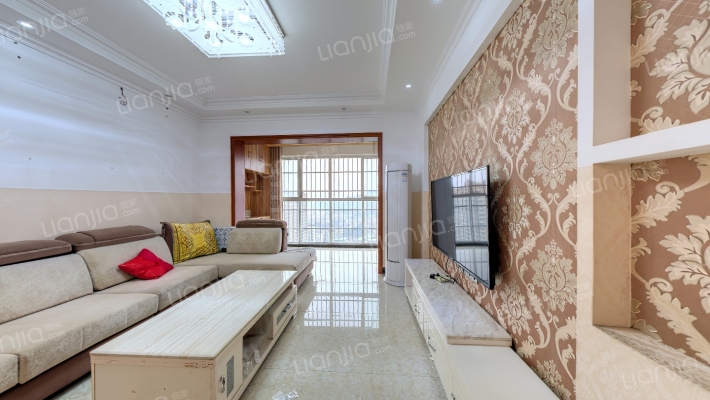 金域华庭二手房实景图