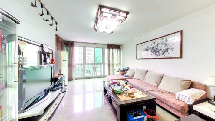 澳洲花园二手房实景图