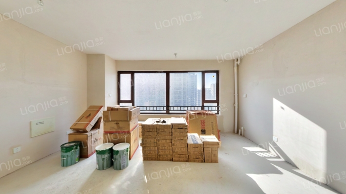 中铁逸都E区二手房实景图