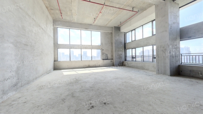 绿地·领海广场二手房实景图