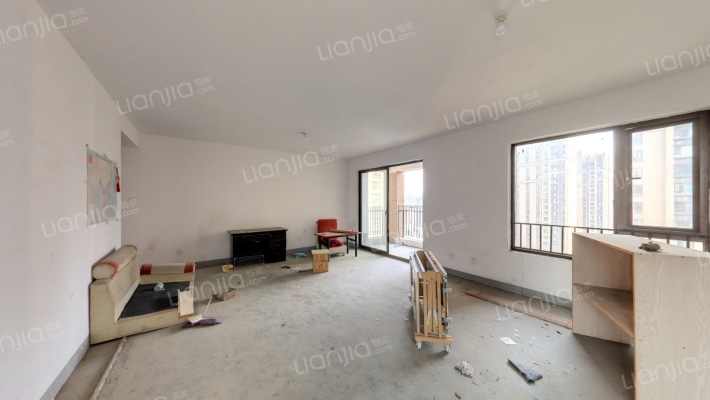 凤凰城（三期）紫云府二手房实景图