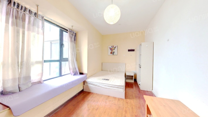 云翔金座二手房实景图