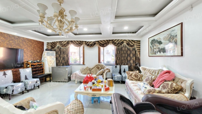 天成小区二手房实景图