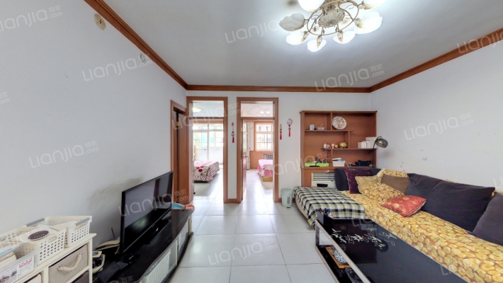 康企家属院二手房实景图