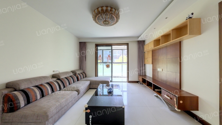 湖山尊邸二手房实景图