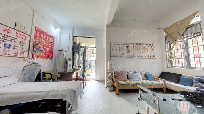 沌口馨苑B区二手房实景图