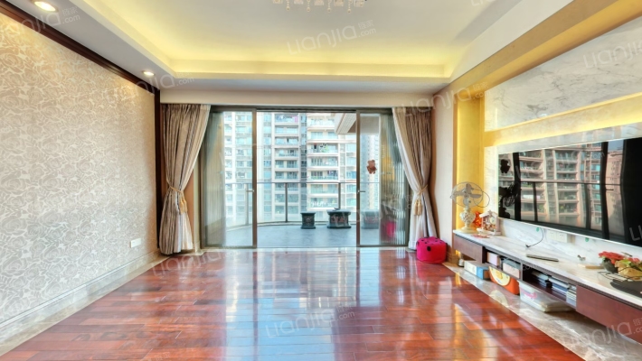 富逸臻园二手房实景图