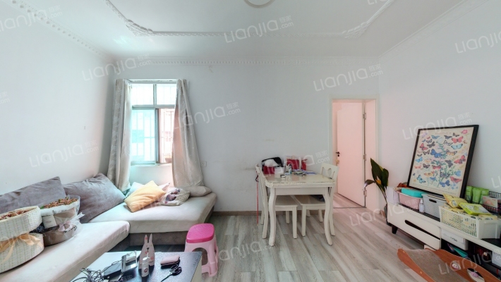 颐泰苑小区二手房实景图