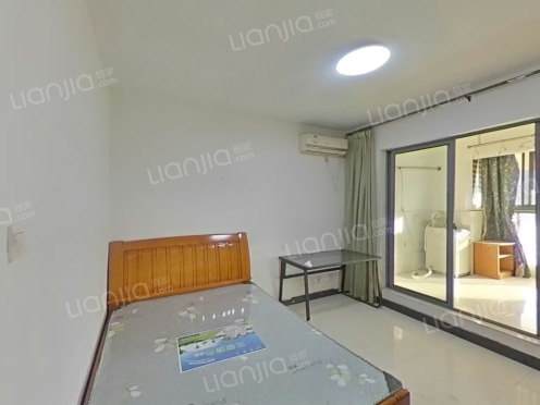 整租·万振逍遥苑四期 1室1厅 东南