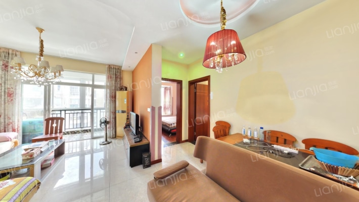 嘉茵苑二手房实景图