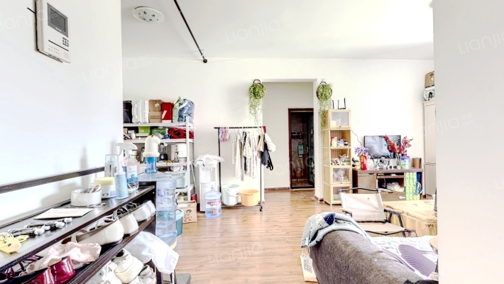 和信融锦云湾二手房实景图