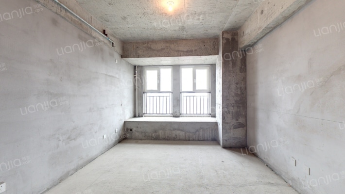 建邦华庭二手房实景图