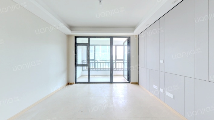 海信珠山小镇三期罗曼二手房实景图