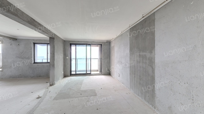 海雅苑二手房实景图