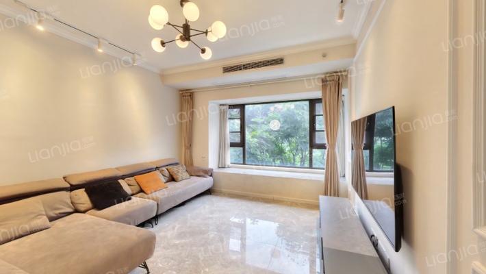 九龙仓时代小镇1号府邸二手房实景图