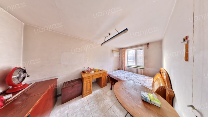 电传所路11号院二手房实景图