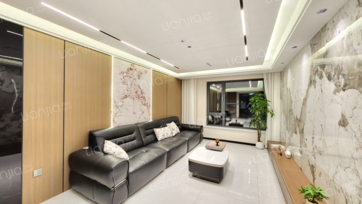 美域天成二手房实景图