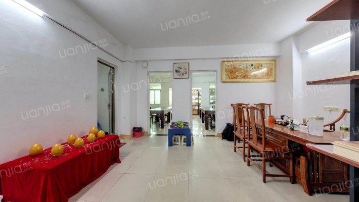 供销贸易公司宿舍二手房实景图