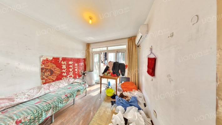 兴贤佳园修贤苑二手房实景图