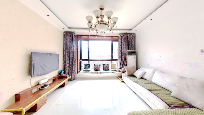 黄金99华府二手房实景图