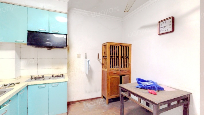 玉龙东村二手房实景图