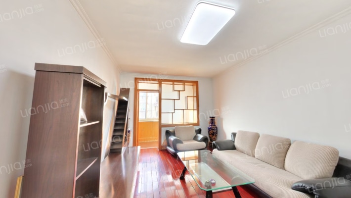 南宿舍小区二手房实景图